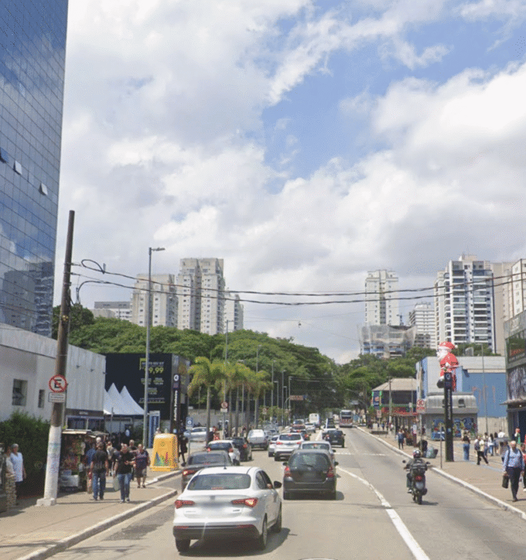 grafica na Avenida Adolfo Pinheiro